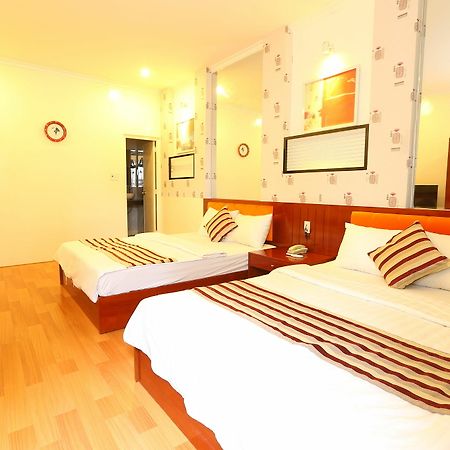 Saigon Crystal Hotel โฮจิมินห์ซิตี้ ภายนอก รูปภาพ