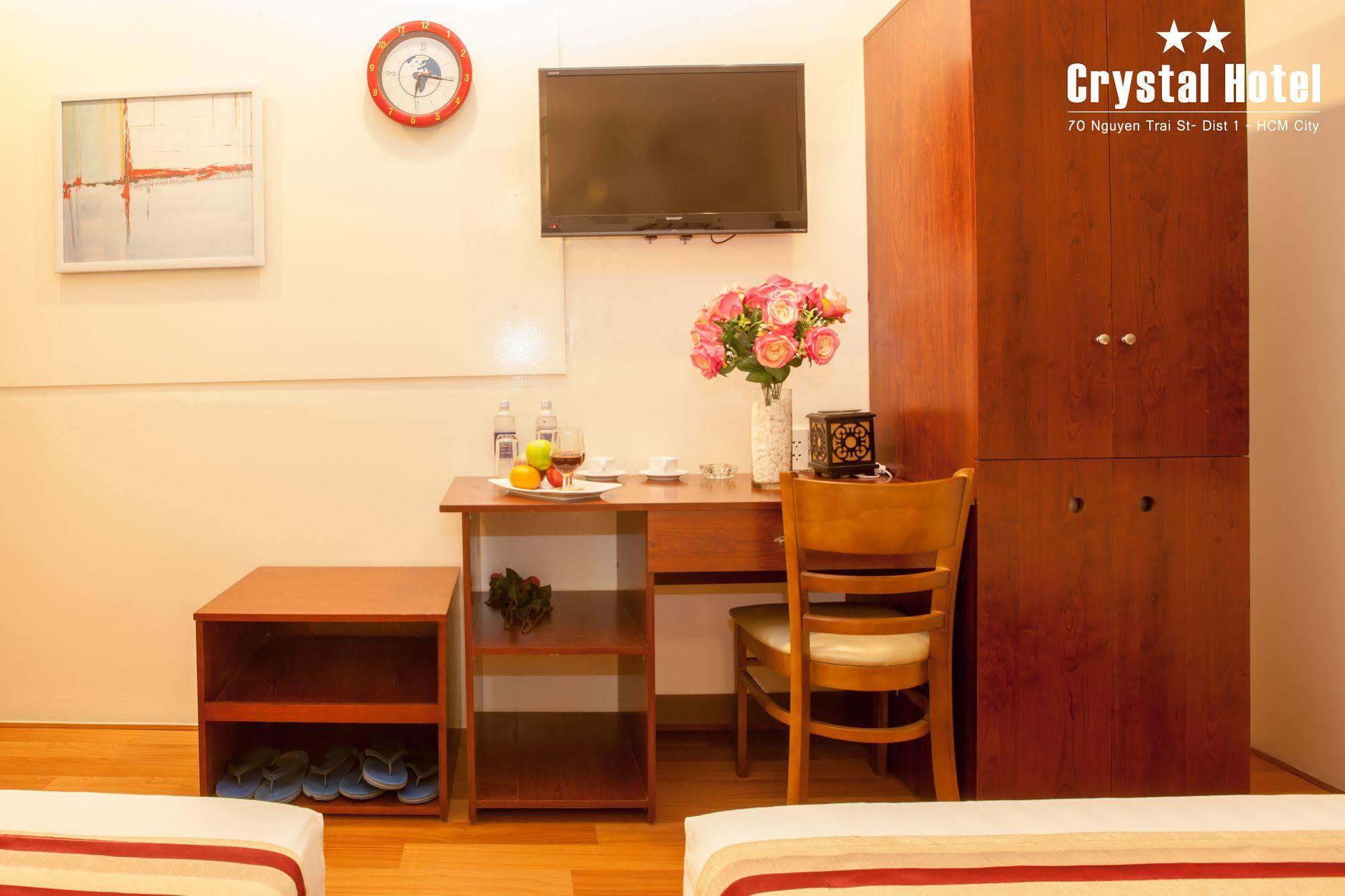 Saigon Crystal Hotel โฮจิมินห์ซิตี้ ภายนอก รูปภาพ