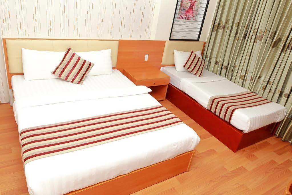 Saigon Crystal Hotel โฮจิมินห์ซิตี้ ภายนอก รูปภาพ