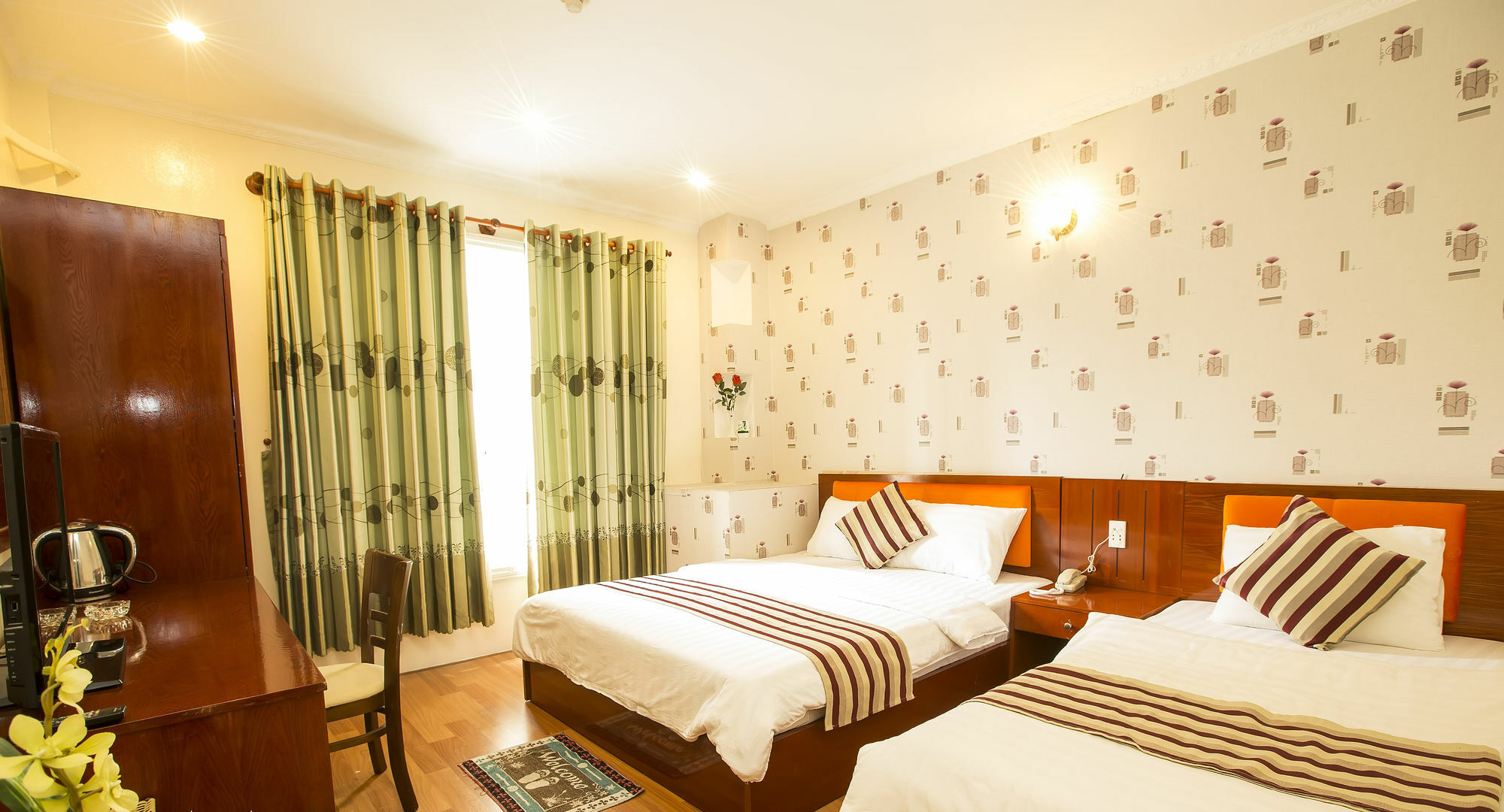 Saigon Crystal Hotel โฮจิมินห์ซิตี้ ภายนอก รูปภาพ